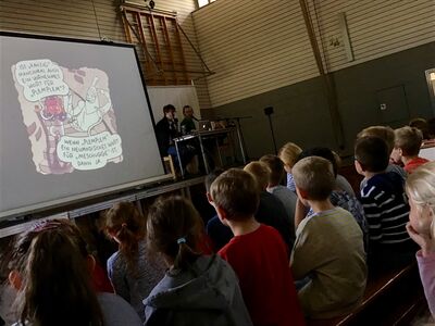 598F0453-A24A-45B3-A3B4-2E52D5068707