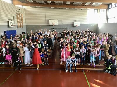 FE2B416E-CE2C-4633-B163-F3653458E337_1_201_a